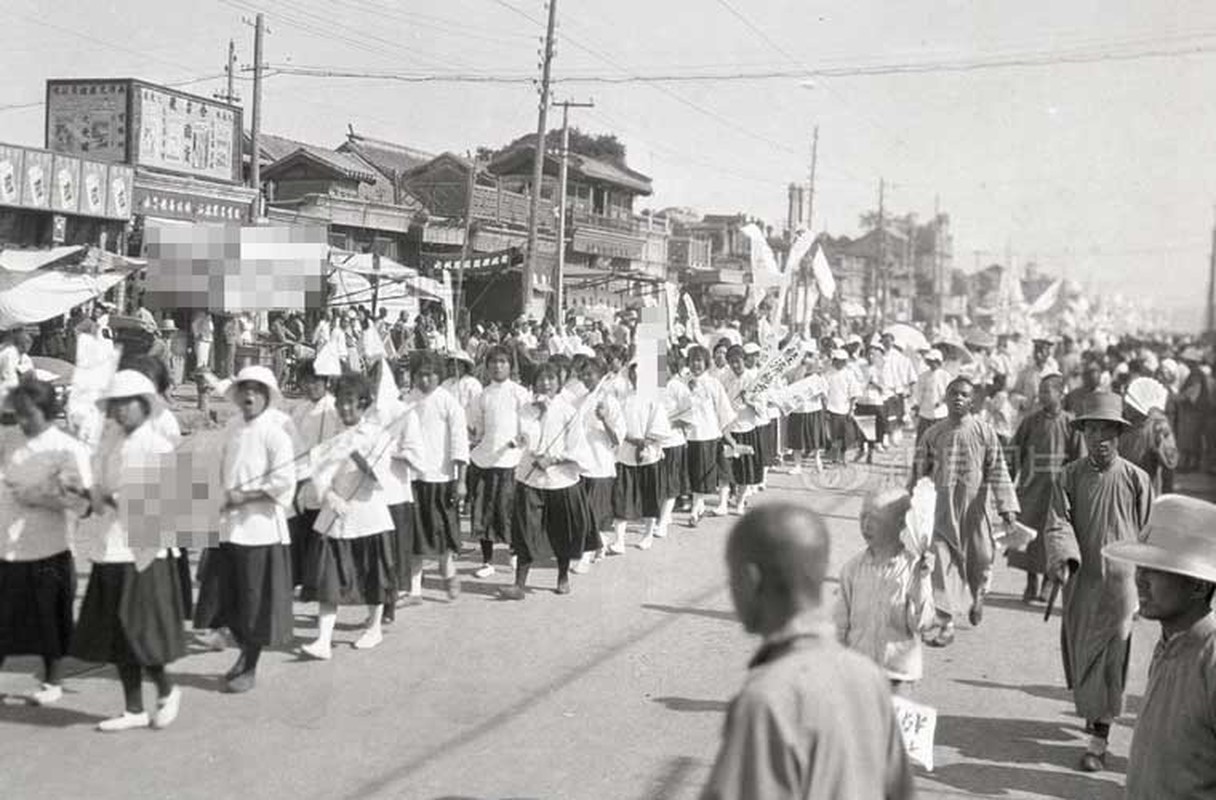 Hinh anh Bac Kinh day bien dong dau the ky 20-Hinh-9